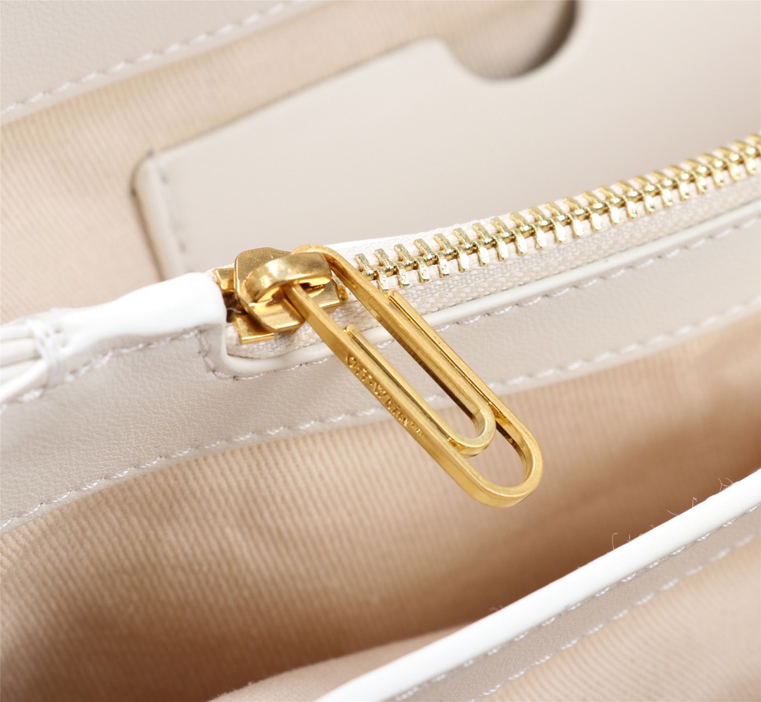 handbags OFF-White 567  6553870  size:24*19*12cm - vstockx