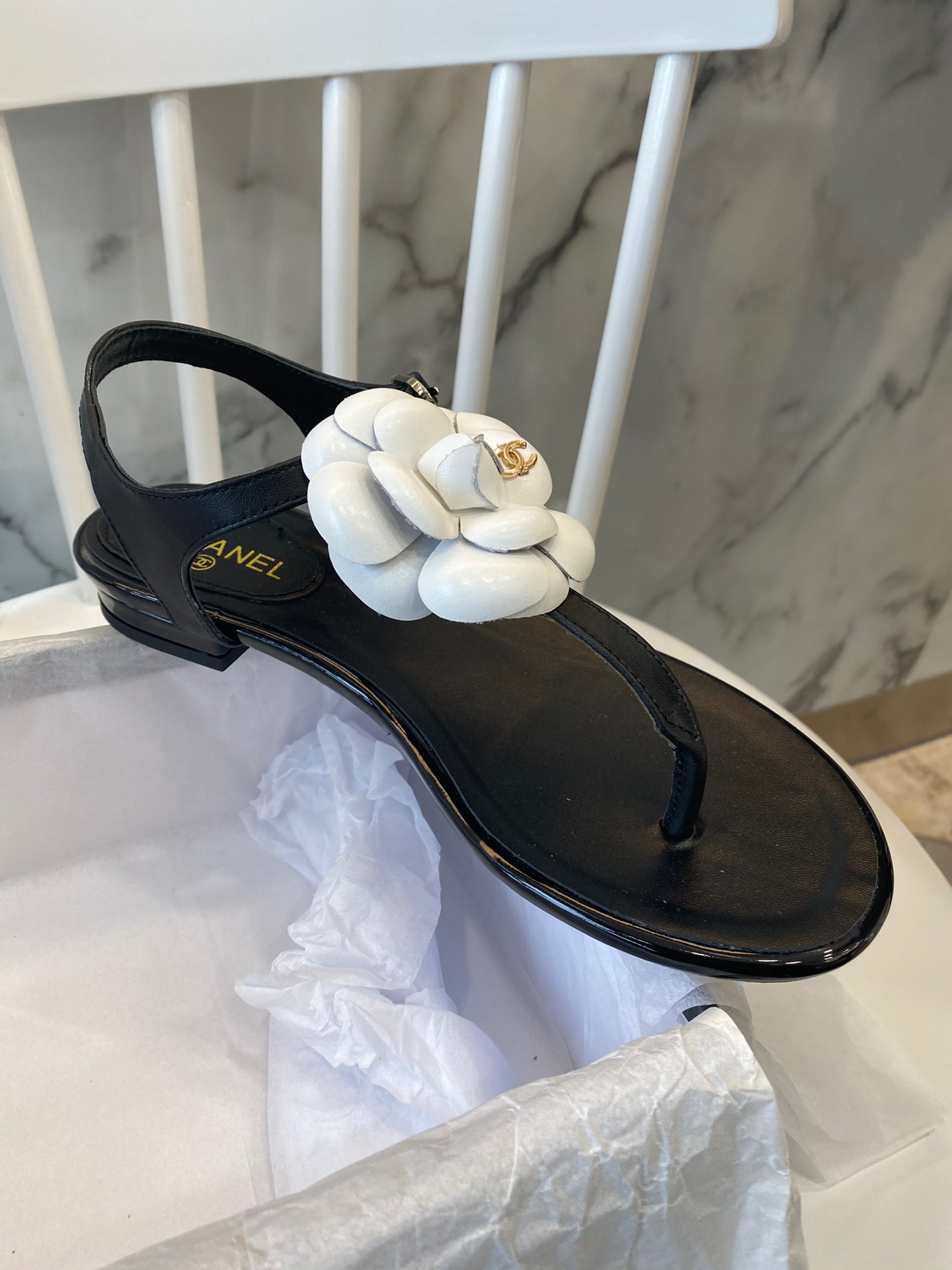 Chanel Slides 32 - vstockx