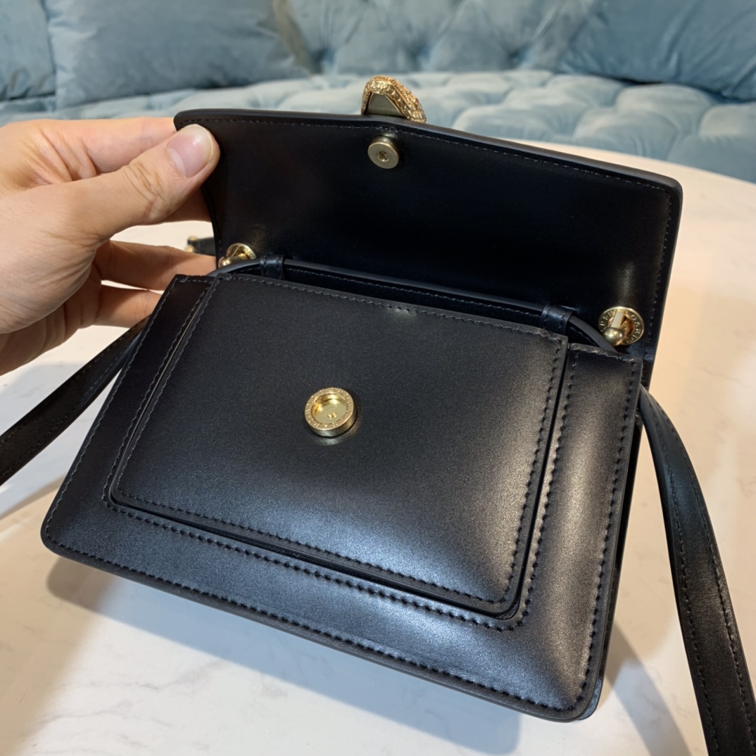 Handbags Bvlgari Alexander Wang X Bvlgr size:18.5*13*6.5 cm - vstockx