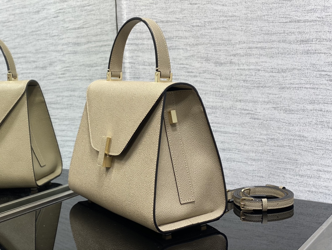 Handbag VALEXTRA size ** - vstockx