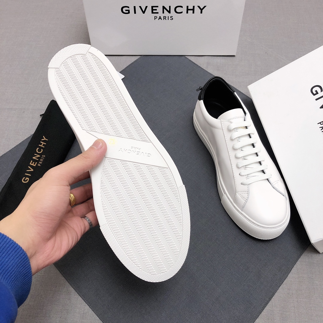 Givenchy Urban Street Logo-print Leather Sneakers 37 - vstockx