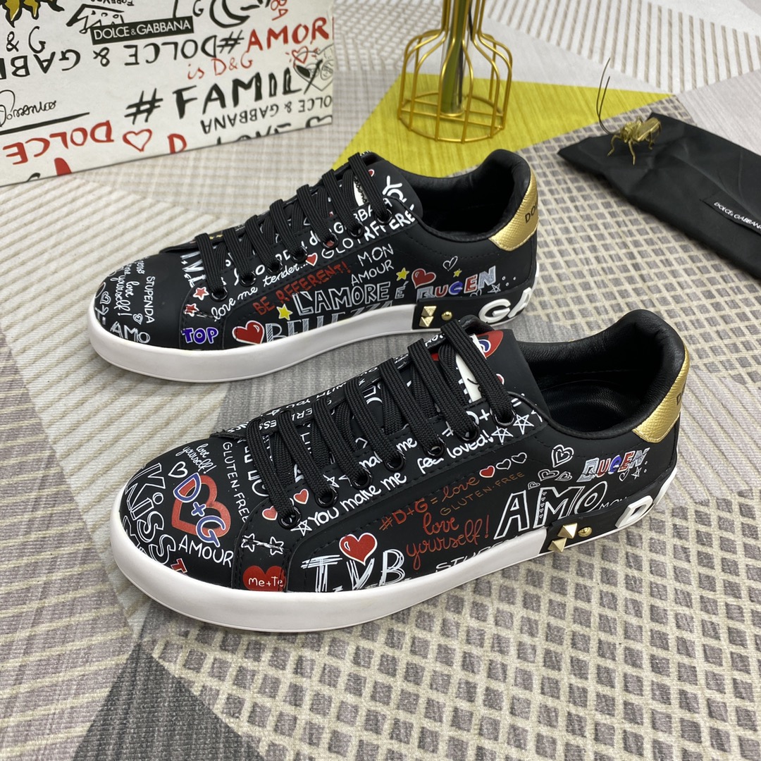 Dolce & Gabbana Low Tops Sneakers 96 - vstockx