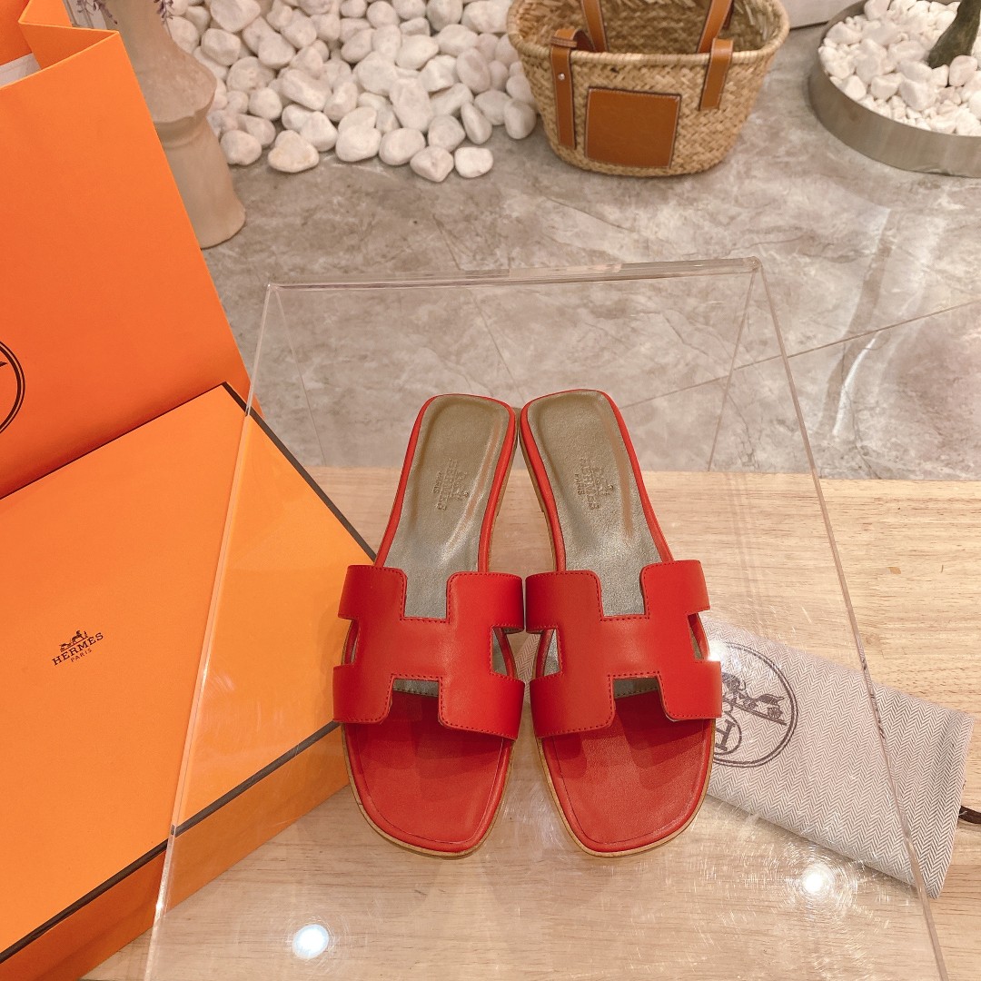 Hermes Sandals 52 - vstockx
