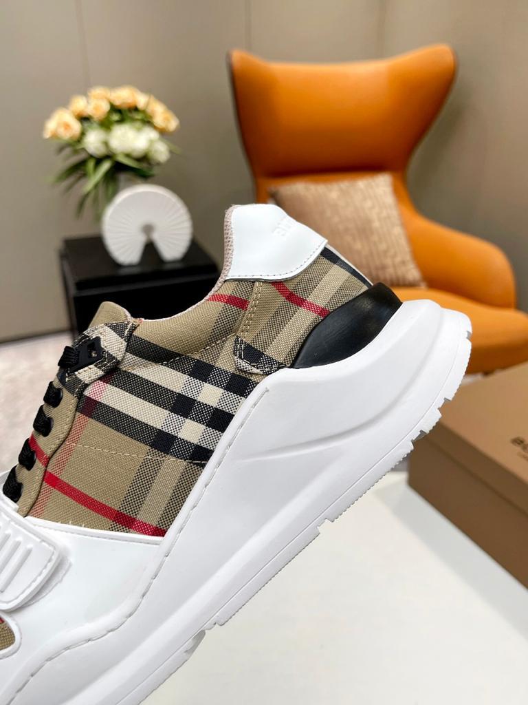 Burberry Regis Archive Beige White - vstockx