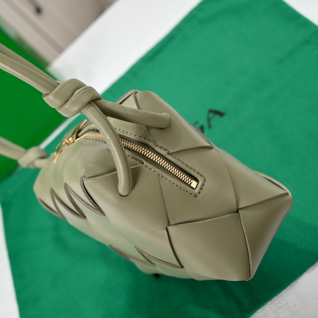 handbags Bottega Veneta 6600# size:28*14*10 - vstockx