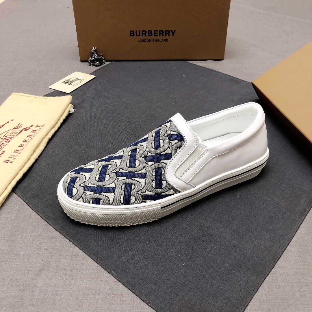 Burberry Perforated Check Sneaker 2 - vstockx