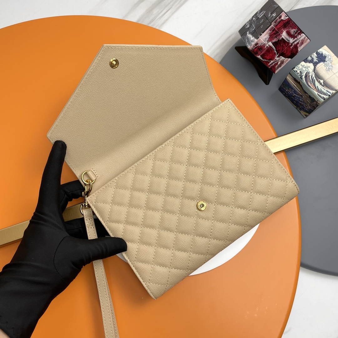 Handbags SAINT LAURENT 617662 size 21x16x3 cm - vstockx