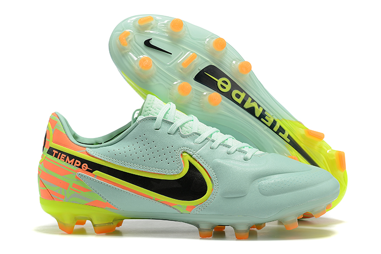 NK football shoes 42 - vstockx