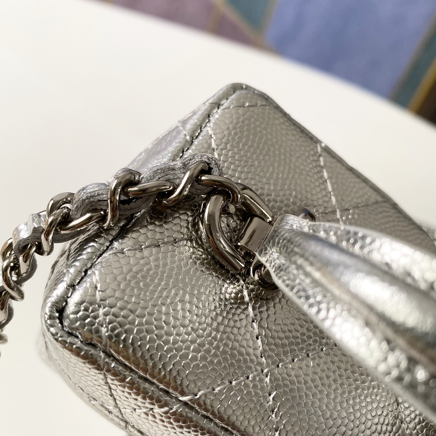 Handbag Chanel AP2194 size 12 11.5 7 cm - vstockx