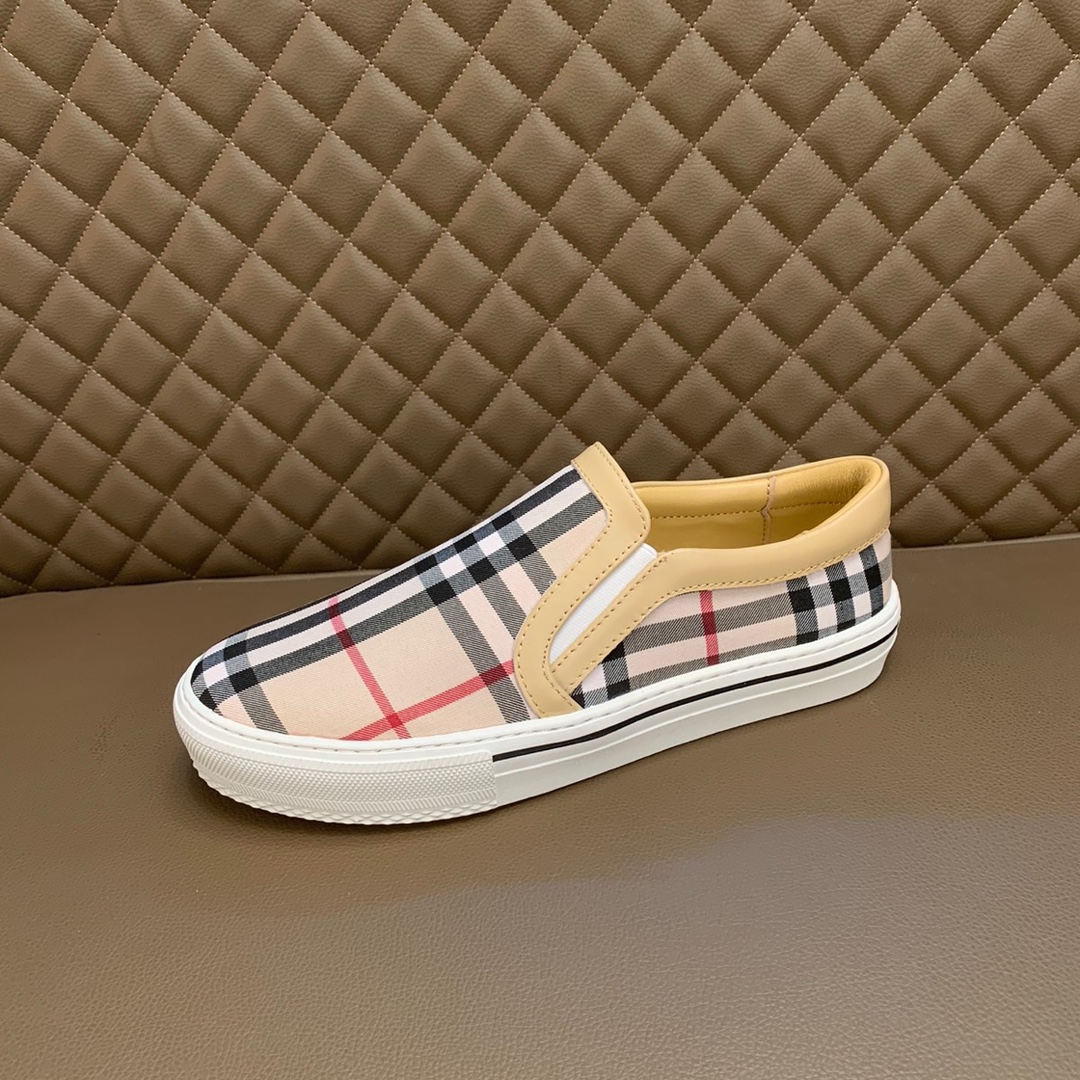 Burberry Perforated Check Sneaker 36 - vstockx