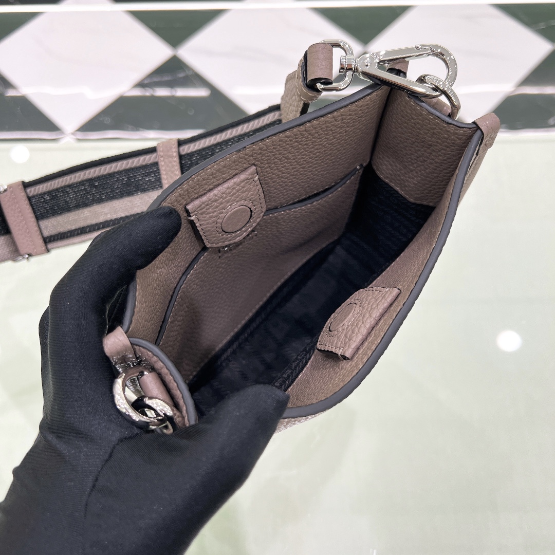 handbags prada 1BH191 size:20*19*6cm - vstockx