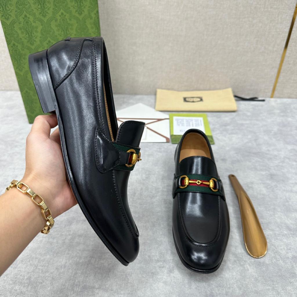 Gucci LOAFER WITH HORSEBIT Black leather - vstockx