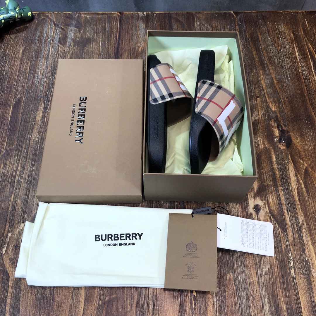 Burberry Slipper 1 - vstockx
