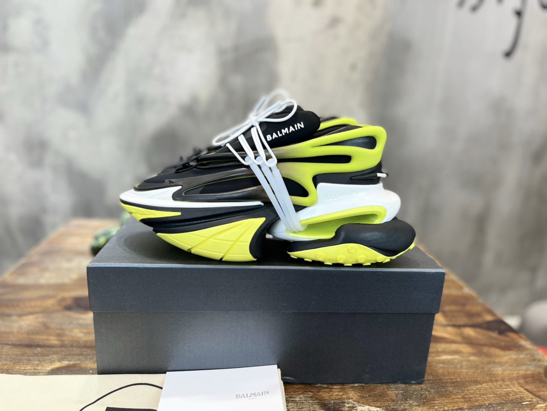 Balmain Unicorn Low-Top Black Yellow - vstockx