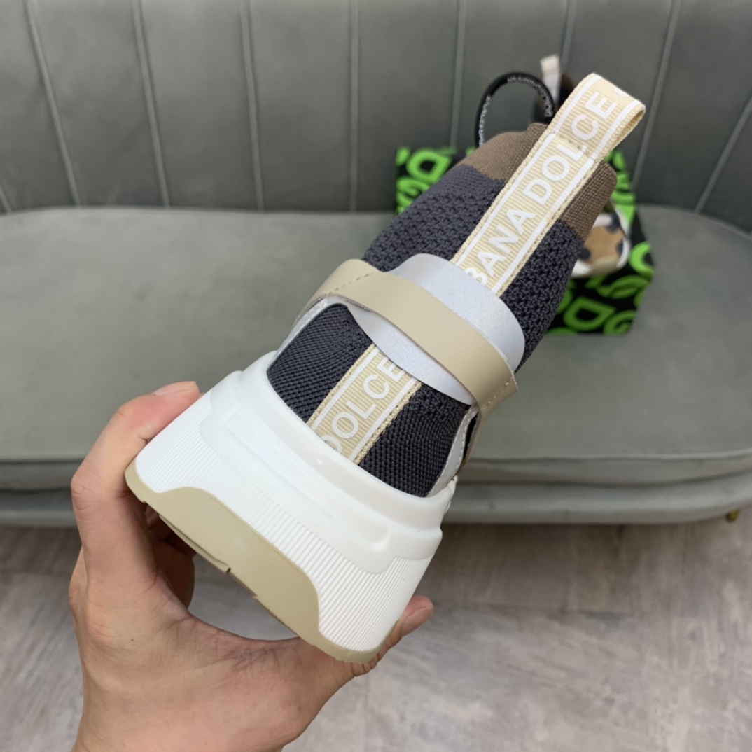 Dolce & Gabbana High-Tops chunky sneakers 1 - vstockx