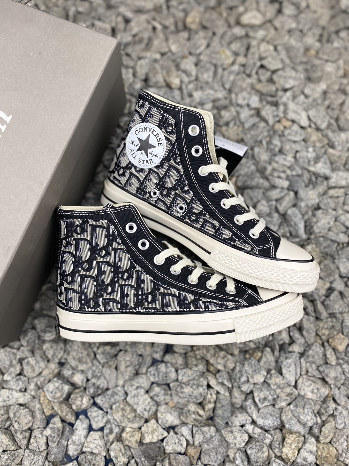 Converse Dior 1970 - vstockx