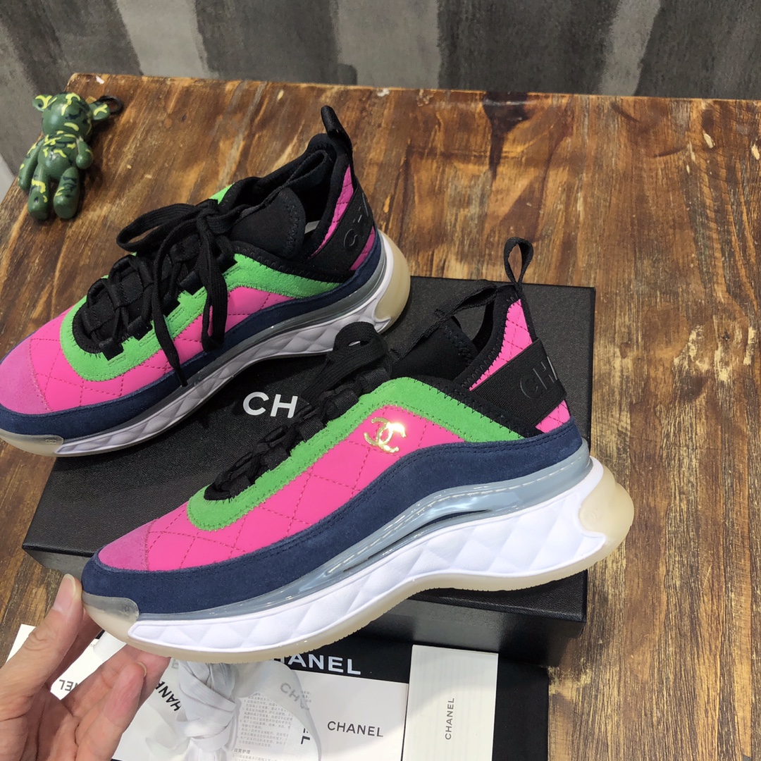 Chanel Fabric & Suede Calfskin Low Top Sneaker 7 - vstockx