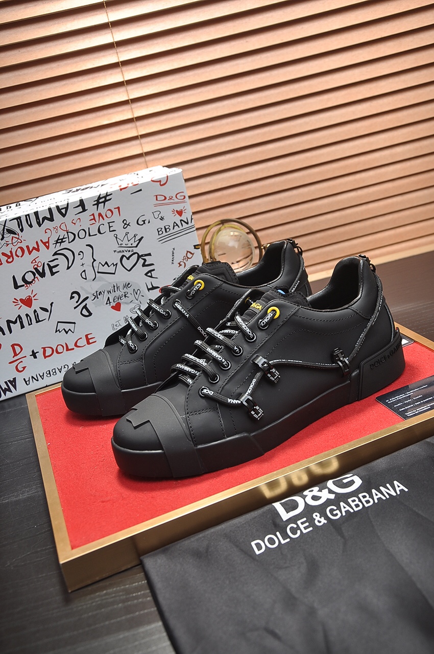 Dolce & Gabbana Low Tops Sneakers 61 - vstockx