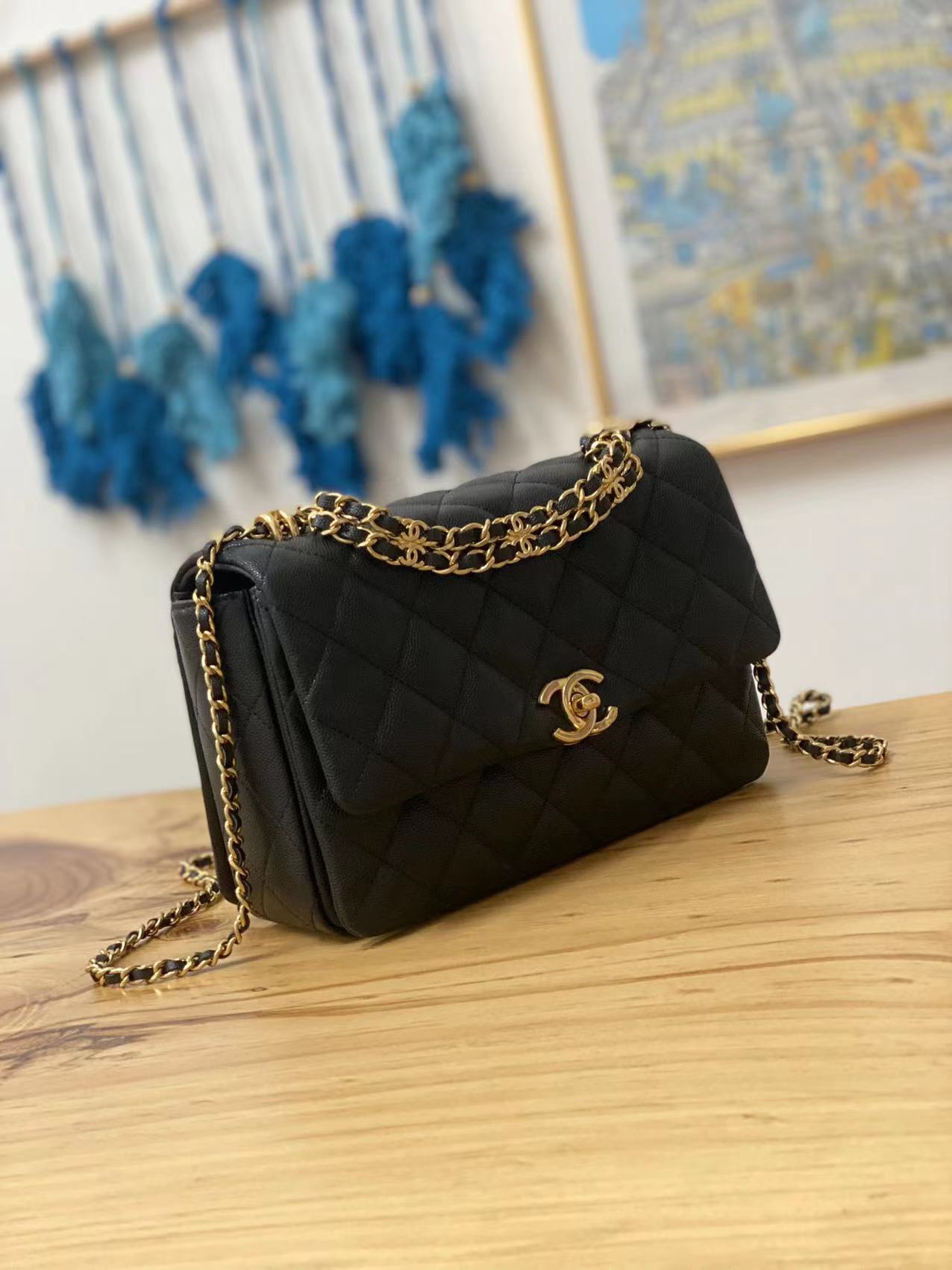 Handbag Chanel 3633 size 16*23*11.5 cm - vstockx