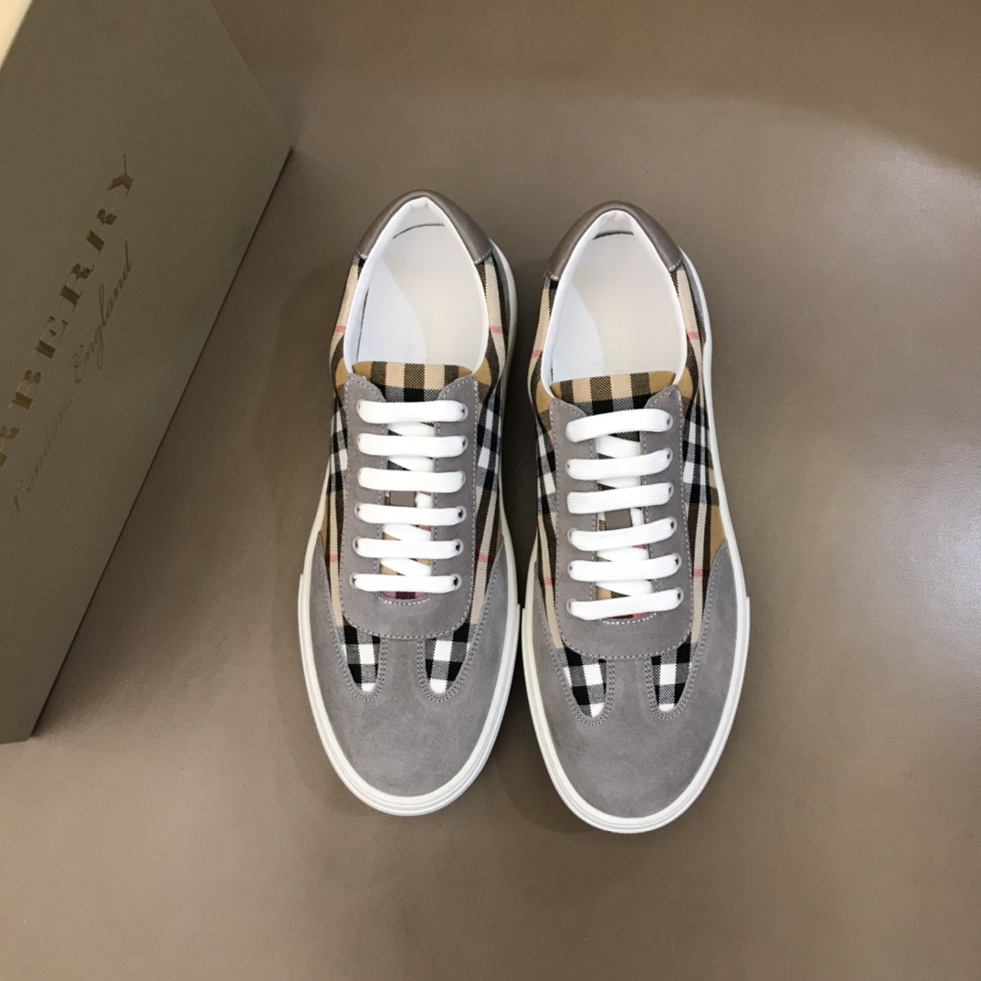 Burberry Perforated Check Sneaker 54 - vstockx