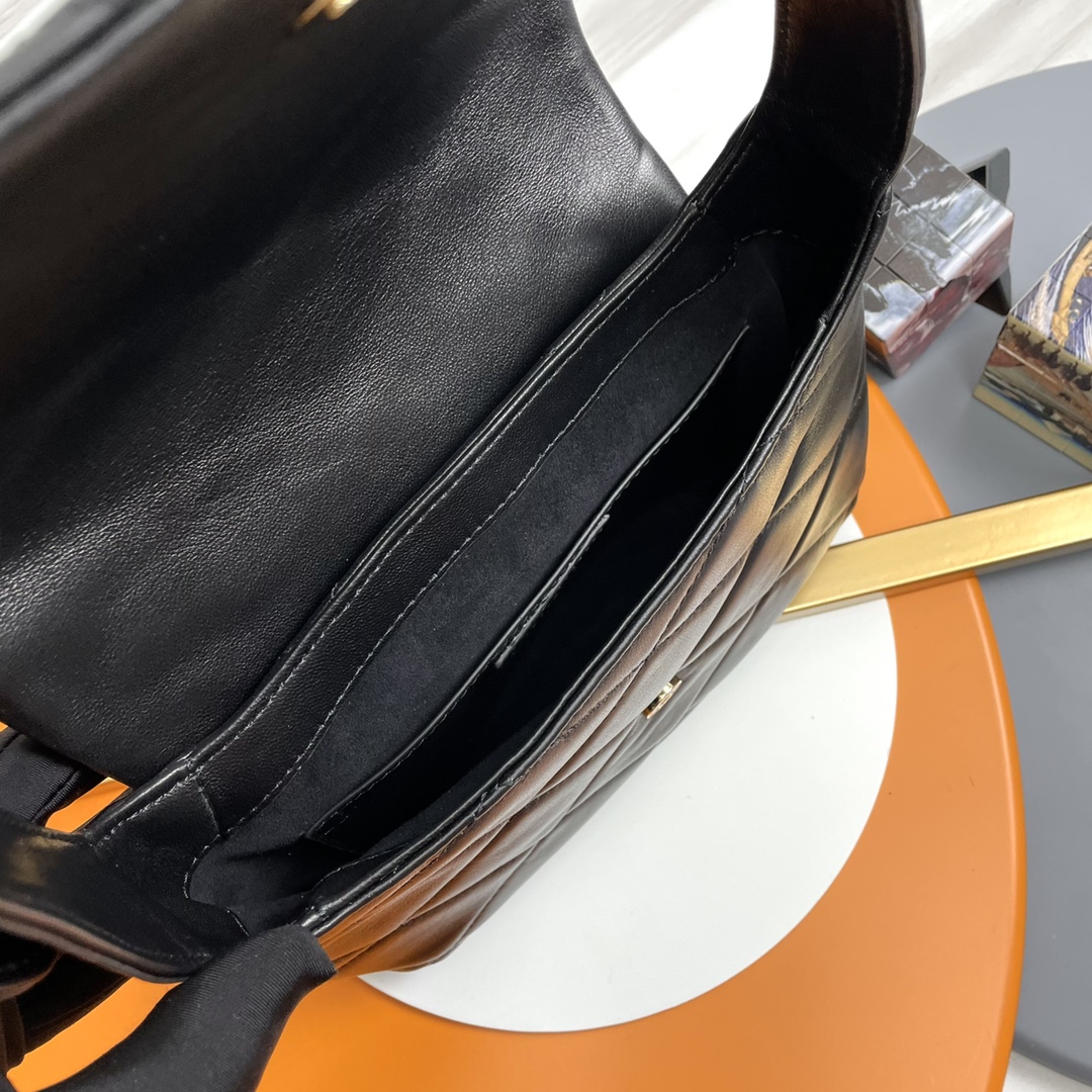 Handbags SAINT LAURENT 698567 size 24  18  5.5 cm - vstockx