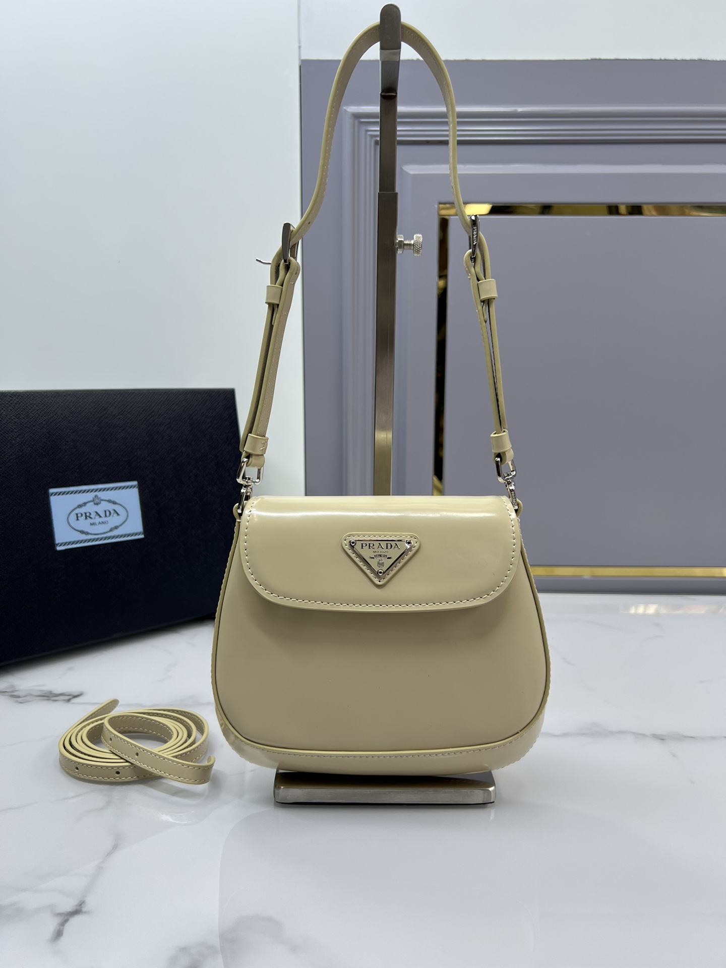 handbags prada 1BH188 17*14.5*7 - vstockx