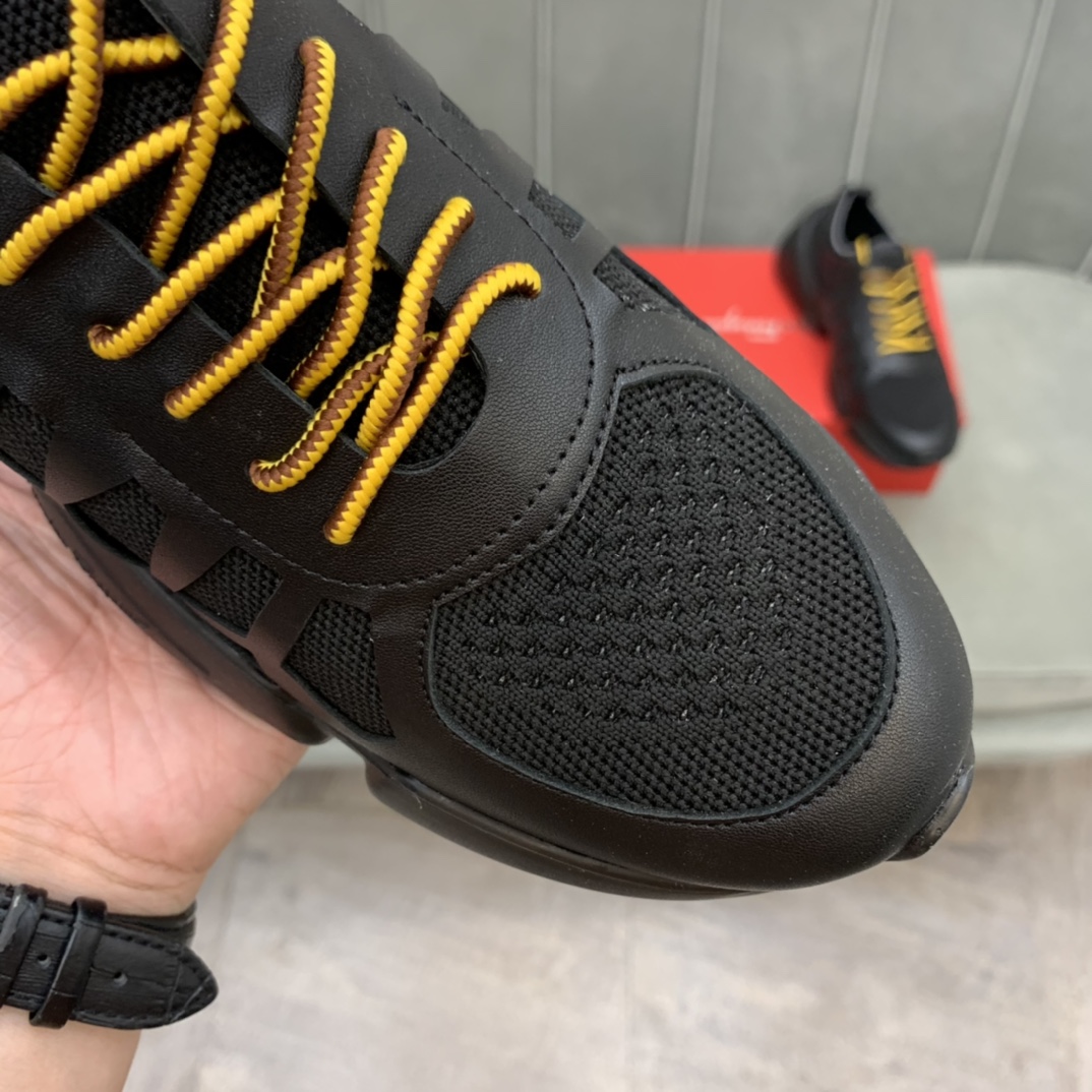 Salvatore Ferragamo Low Top Sneaker 3 - vstockx