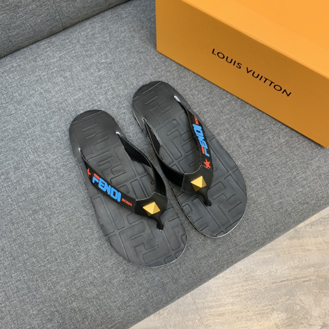 Fendi Slides 24 - vstockx
