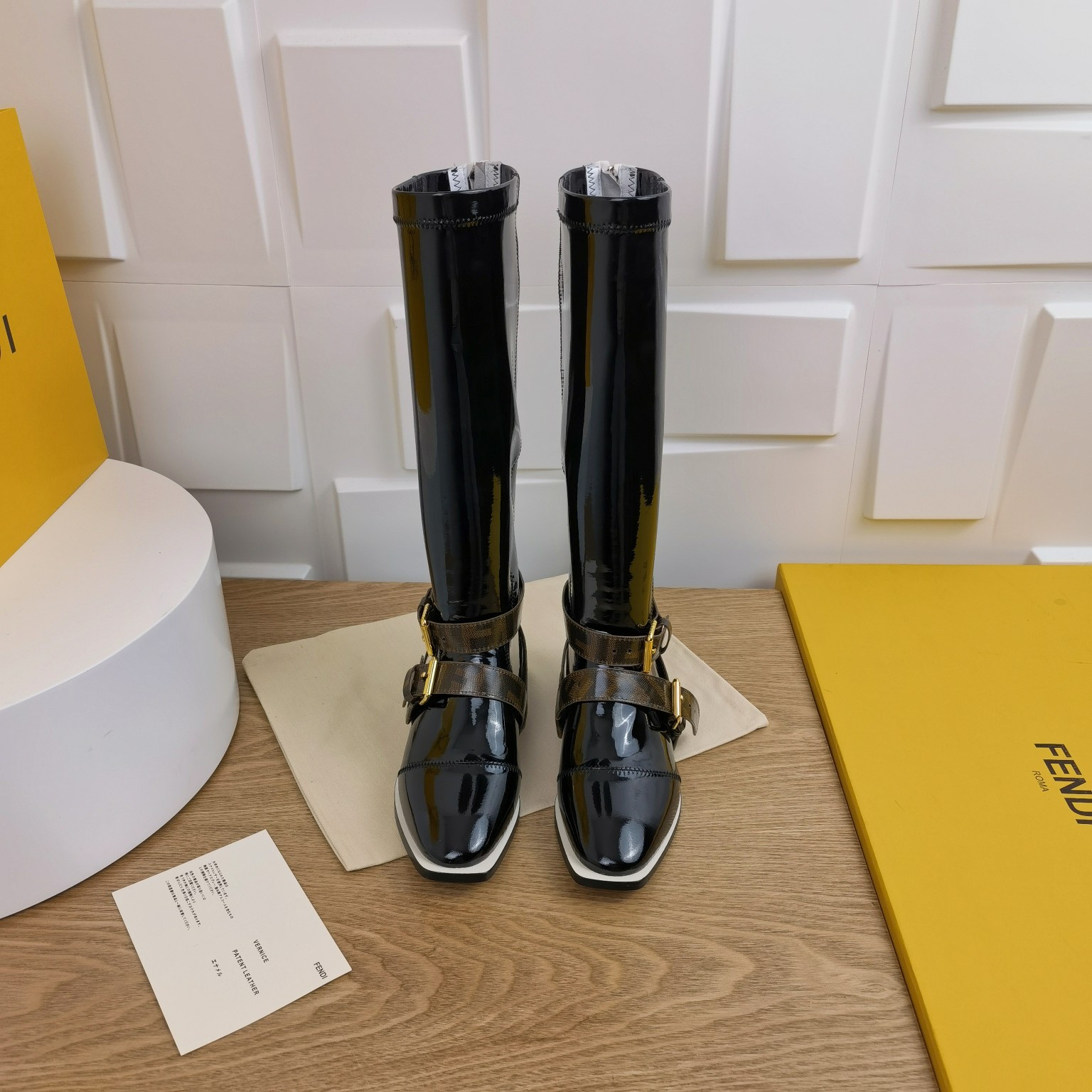 Fendi Boots 4 - vstockx