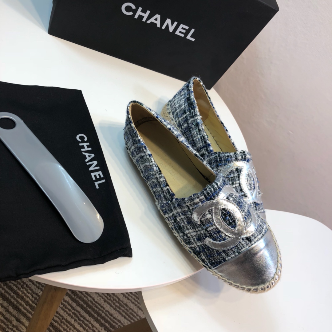 Chanel Loafers 37 - vstockx