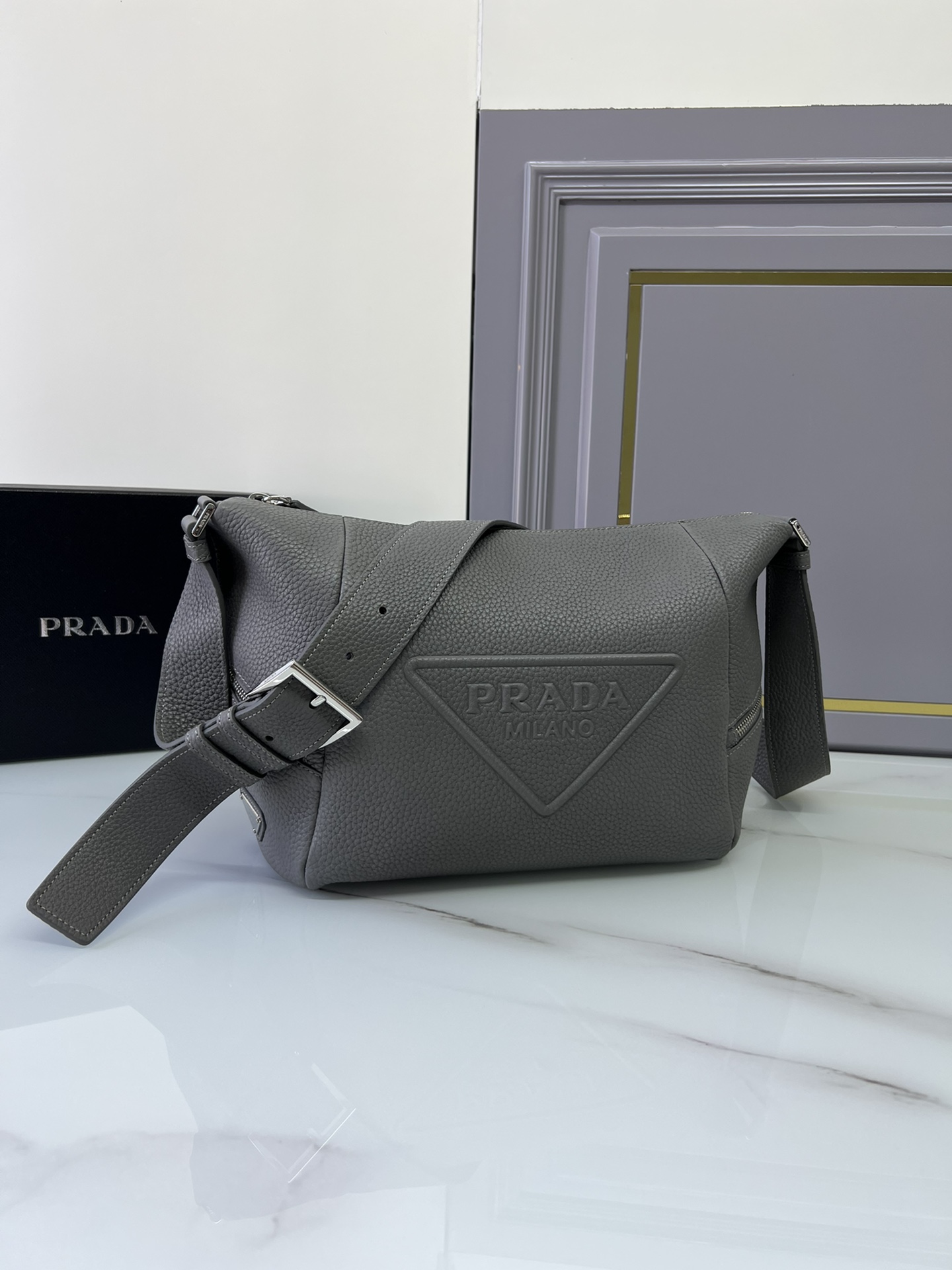 handbags prada 2VH165 26*23*11 - vstockx