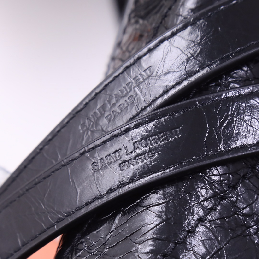 Handbags SAINT LAURENT 498894 size 28  8  20 cm - vstockx