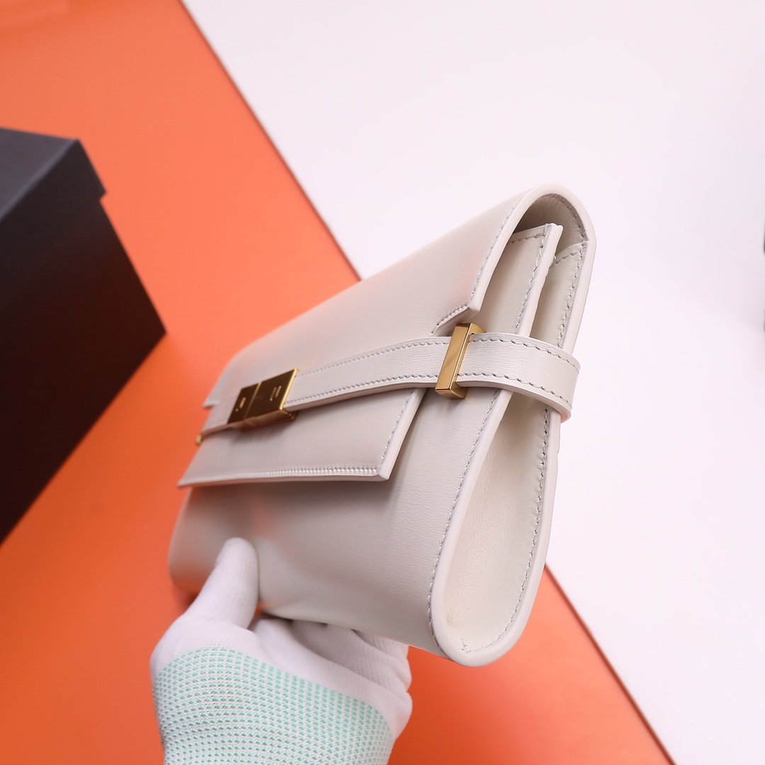 Handbags SAINT LAURENT 695949 size 31x14x3 cm - vstockx