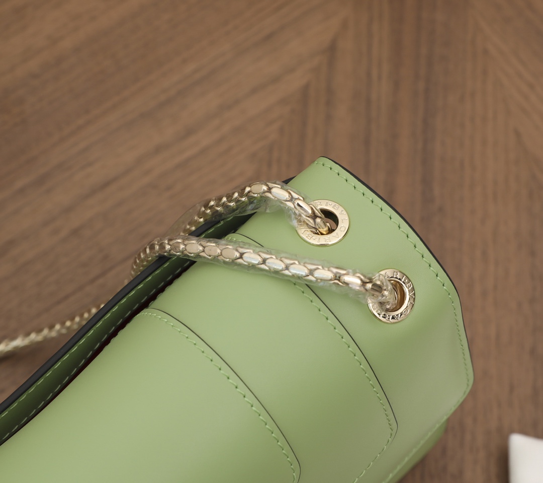 Handbags Bvlgari 29032391050 size:25*17*8 cm - vstockx