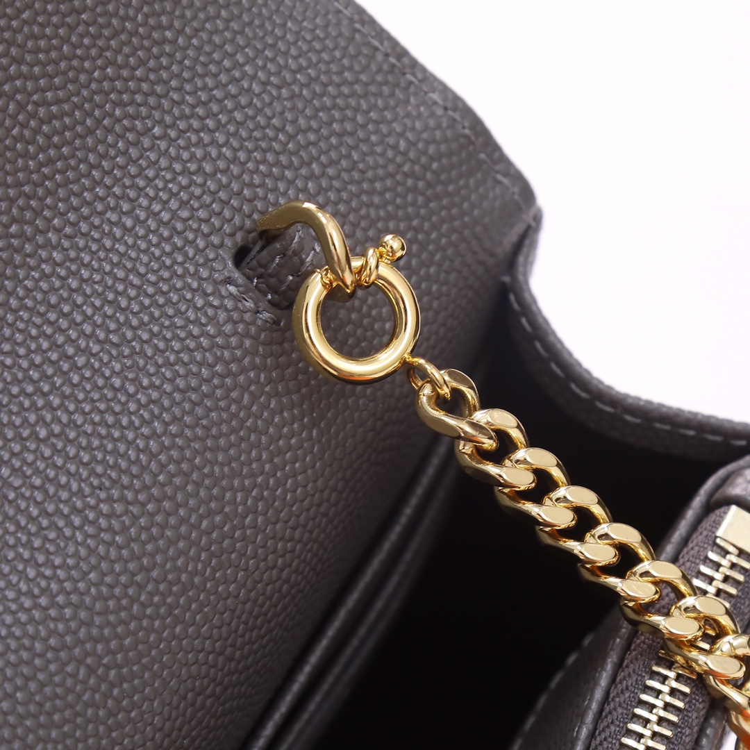 Handbags SAINT LAURENT 393953 size 19x11.5x4 cm - vstockx