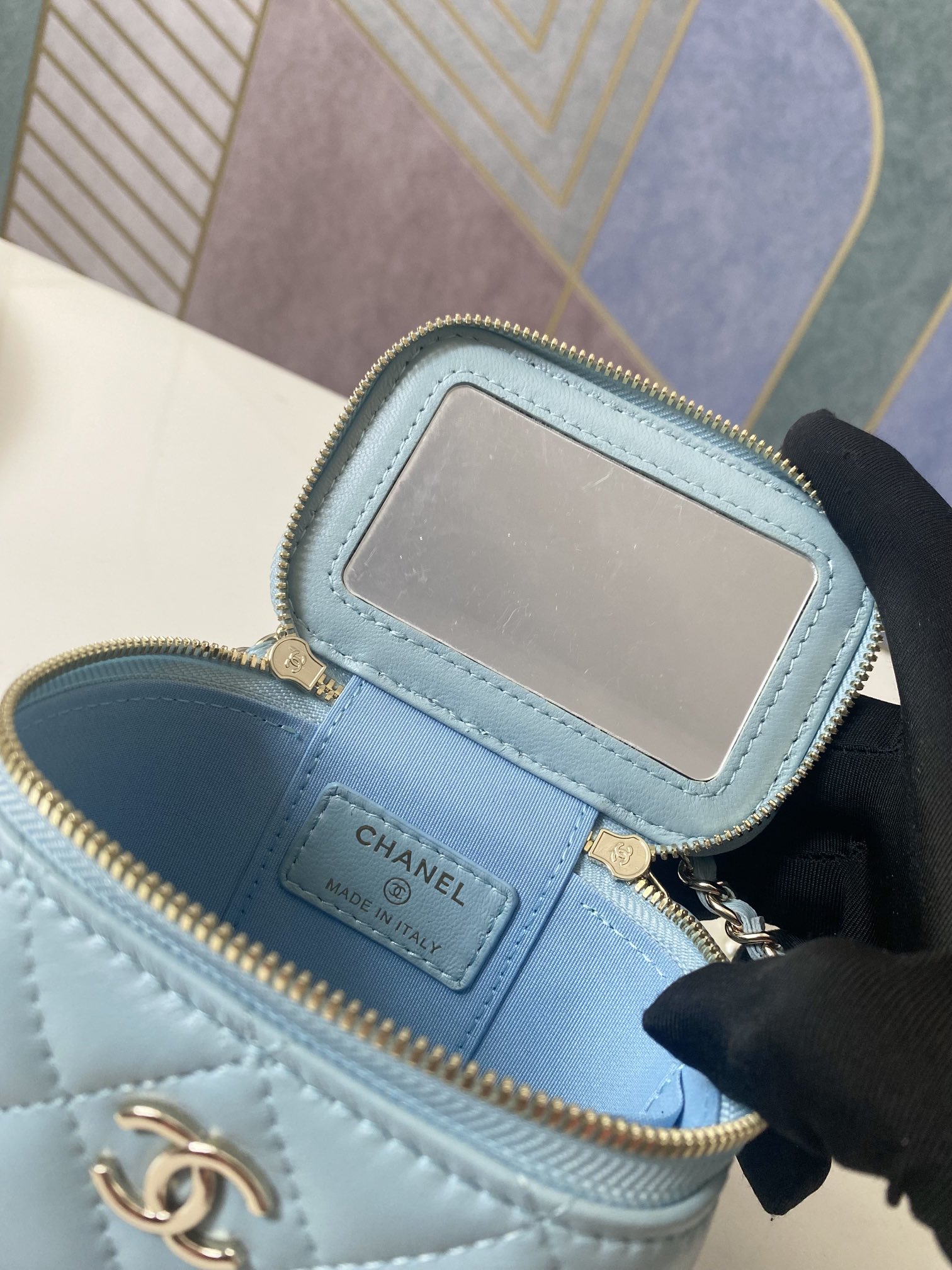 Handbag Chanel 81182 size .** - vstockx