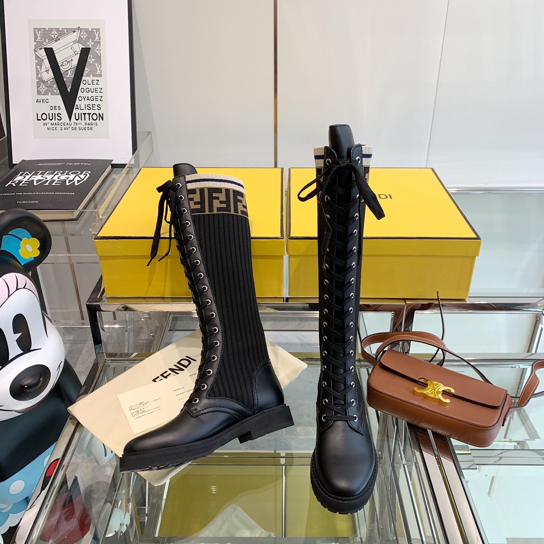 Fendi Boots 10 - vstockx