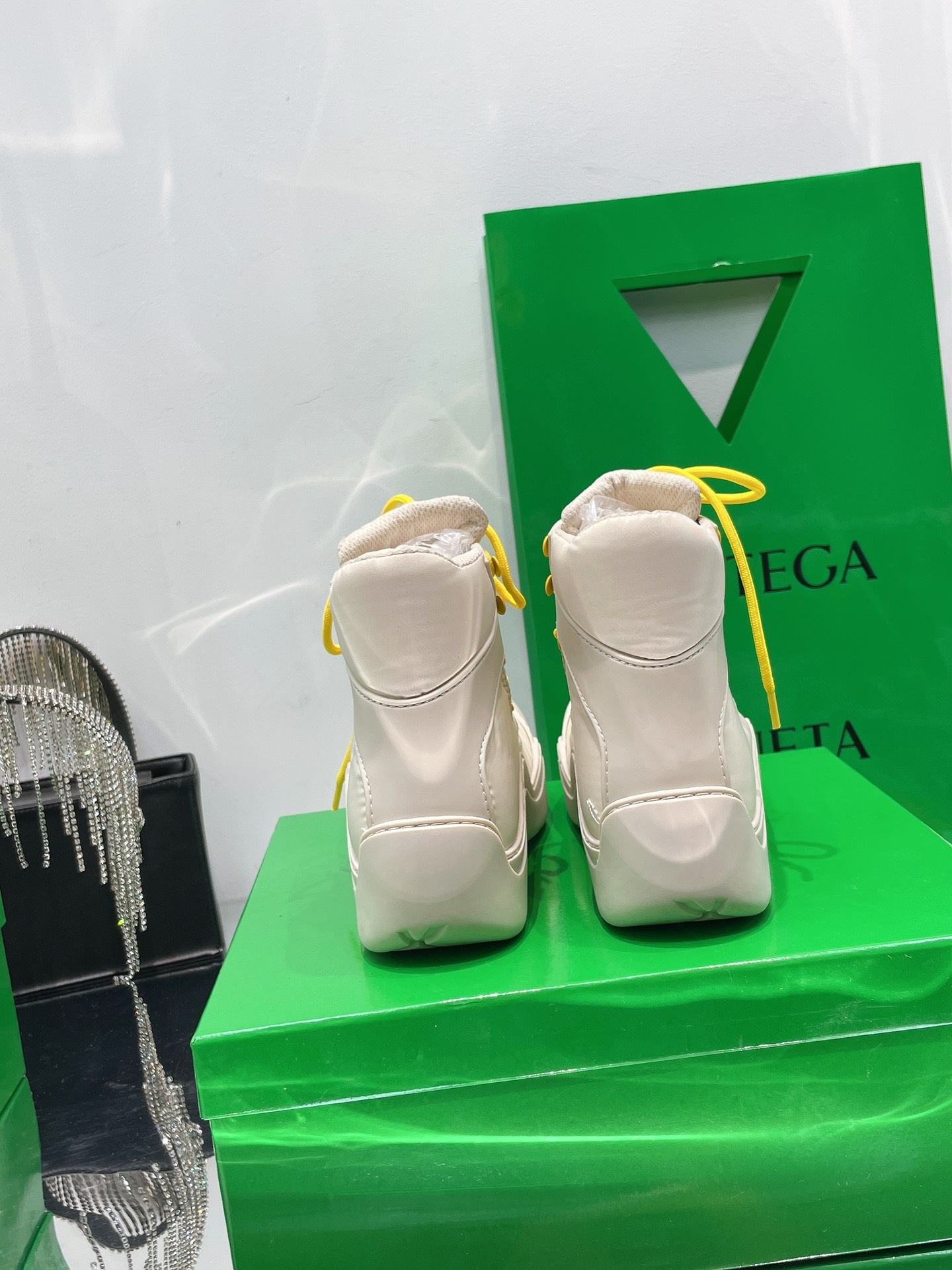 Bottega Veneta Puddle Bomber Lace-up Rubber And Shell Boots 3 - vstockx