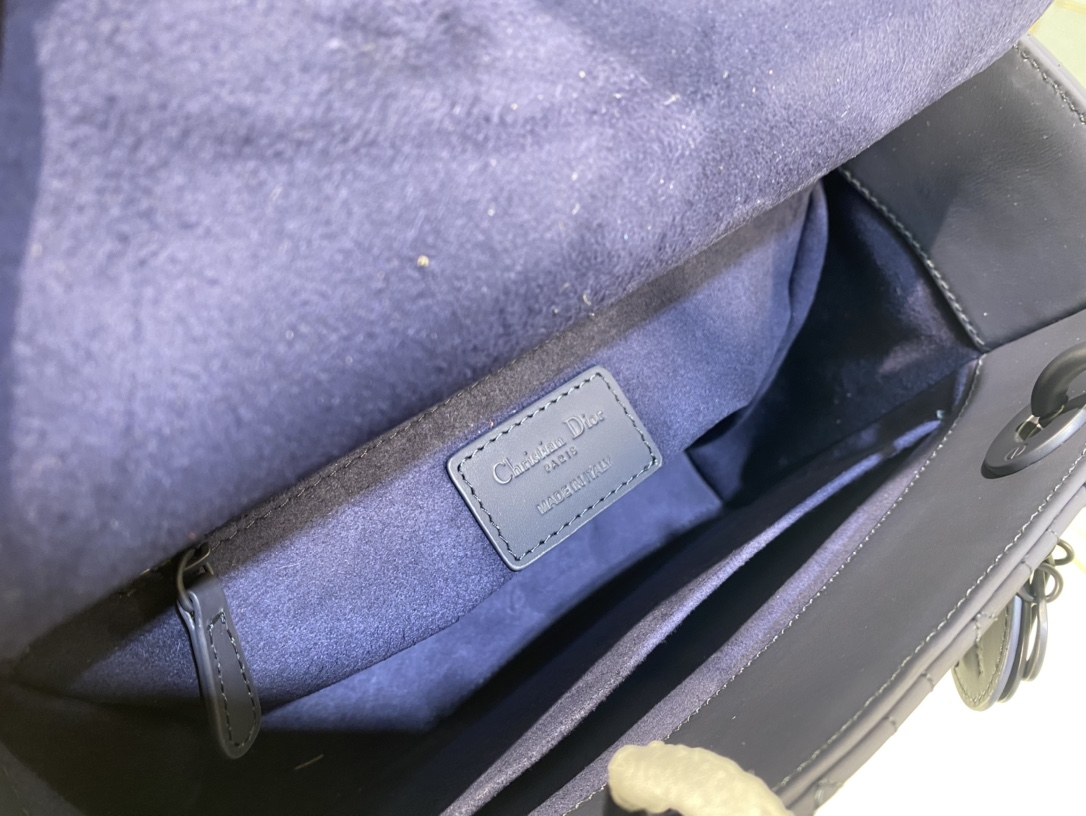 Handbag Dior 6605 size 24*12*20 cm - vstockx