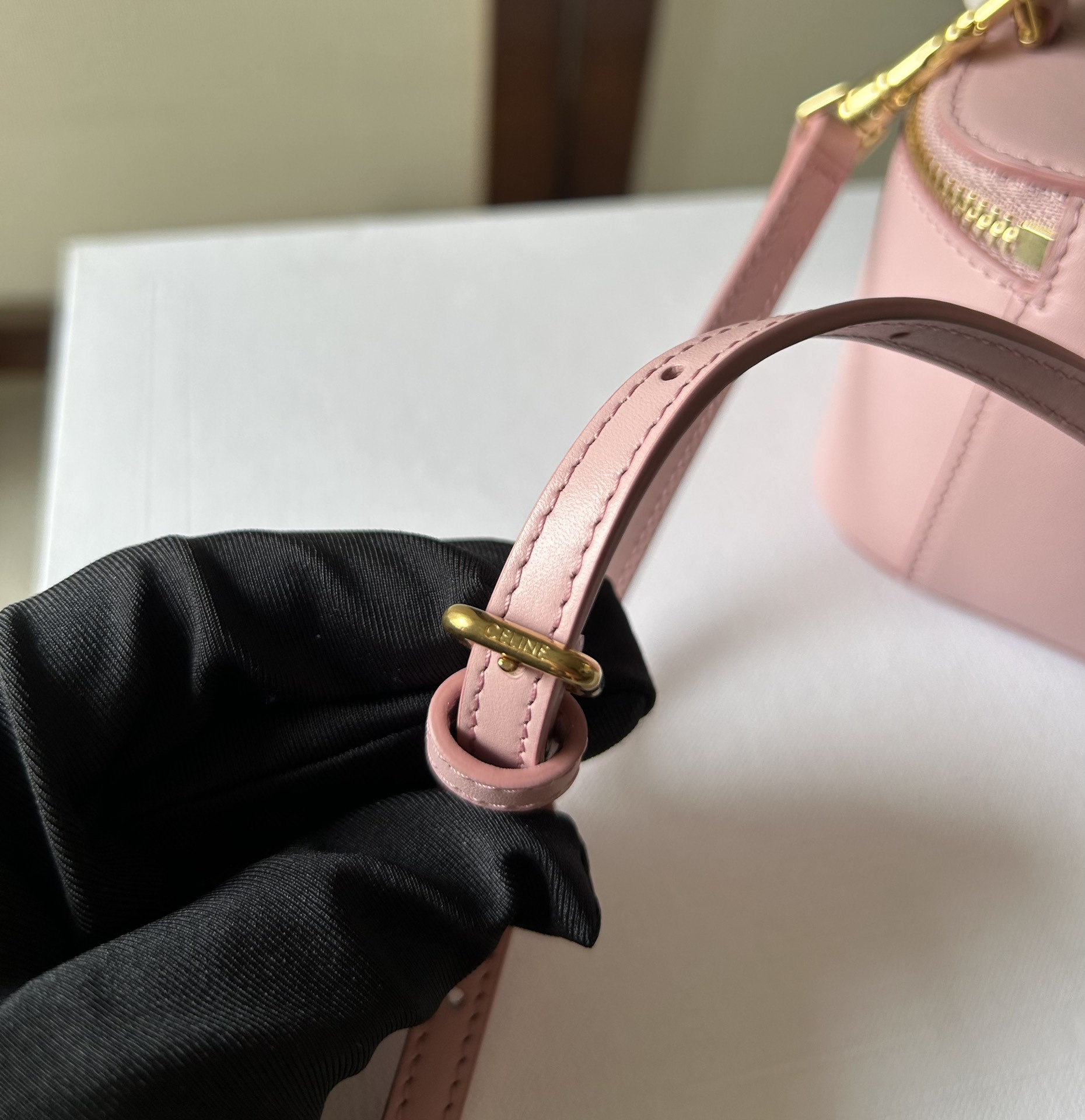 Handbags CELIN-E 110762 101762 size:9.5 X 8 X 9 cm - vstockx