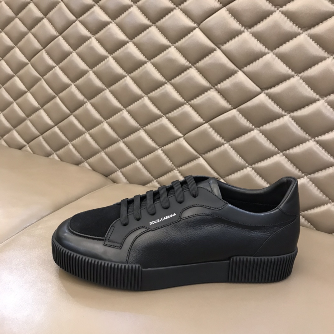 Dolce & Gabbana Low Tops Sneakers 18 - vstockx