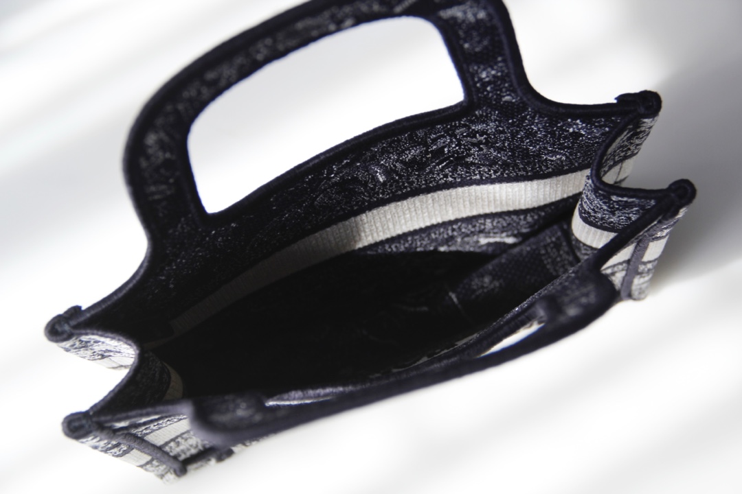 Handbags Dior Book mini Tote 8001 size:22.5*24*8 cm - vstockx