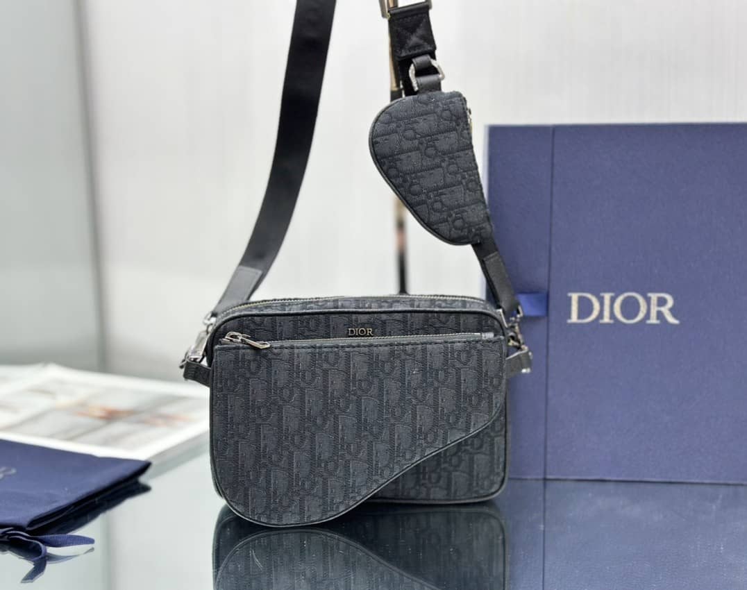 Handbag Dior 1ADPO276 size 18*25*5 cm - vstockx