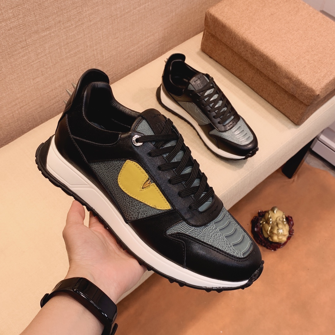 Fendi Low Top Sneakers 17 - vstockx