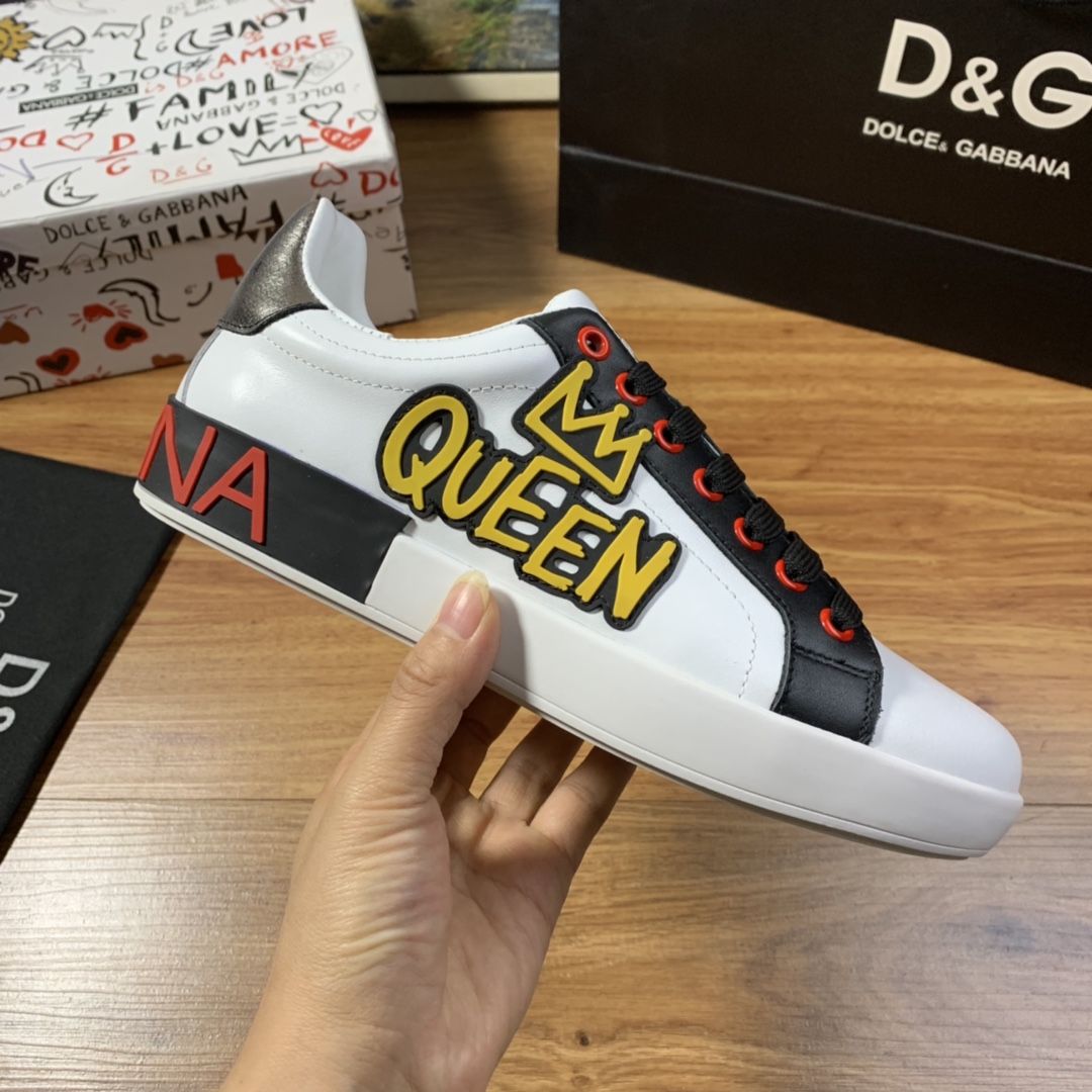 Dolce & Gabbana Low Tops Sneakers 131 - vstockx
