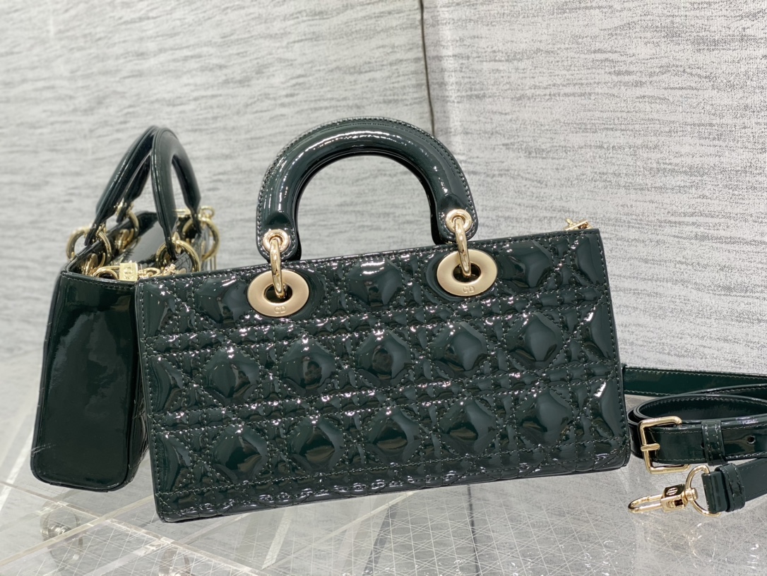 Handbag Dior size 26*6*14 cm - vstockx