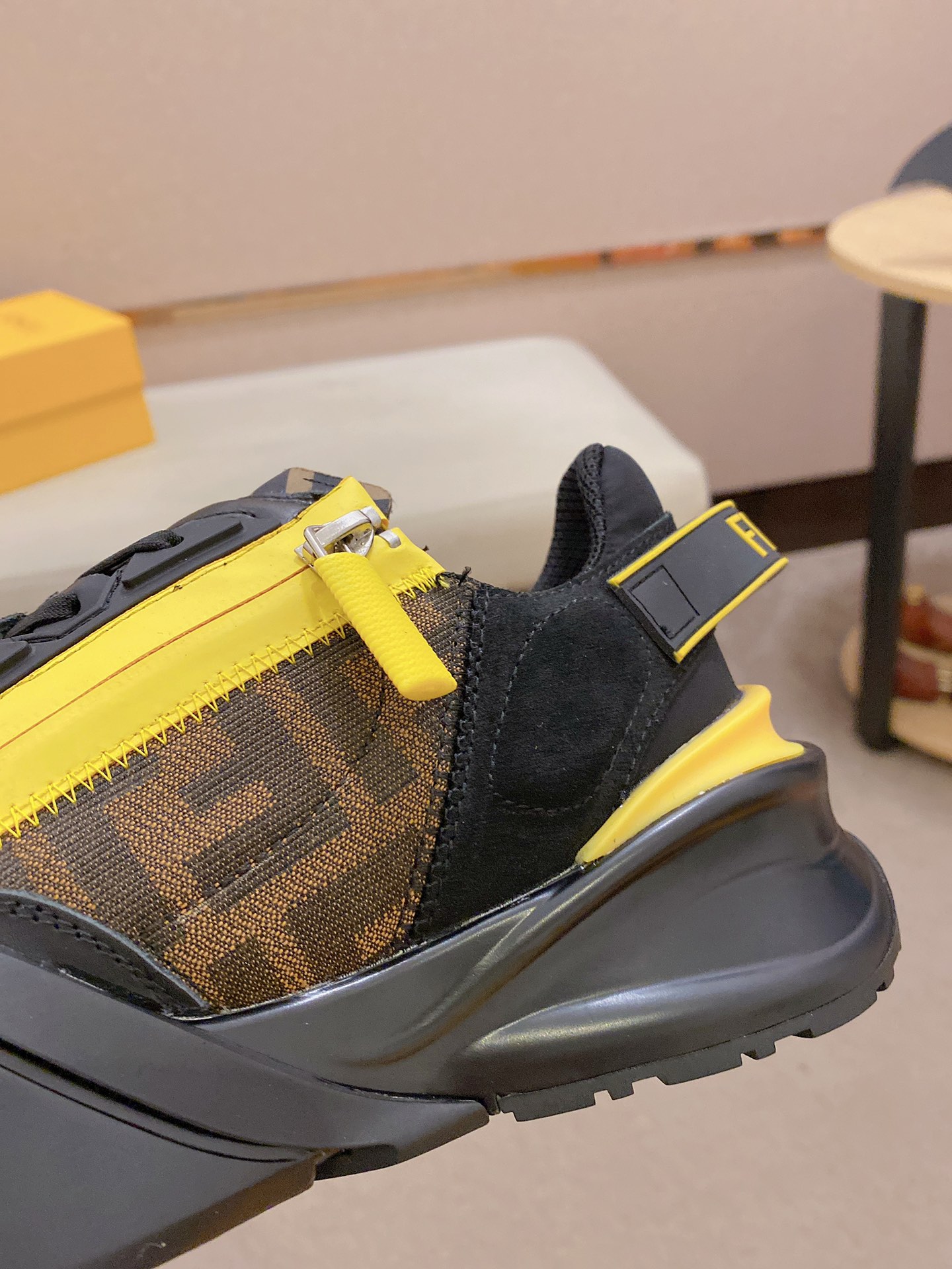 Fendi Flow Ff Sneakers 23 - vstockx