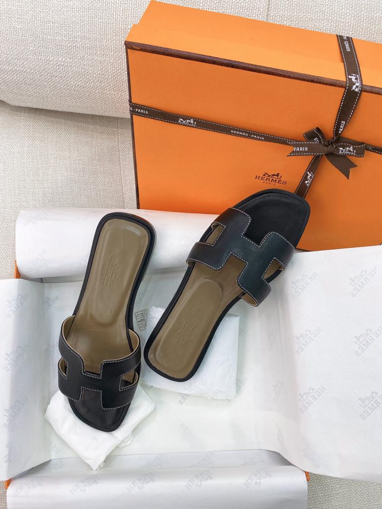 Hermes Sandals 84 - vstockx