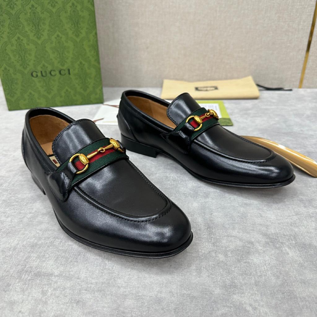 Gucci LOAFER WITH HORSEBIT Black leather - vstockx