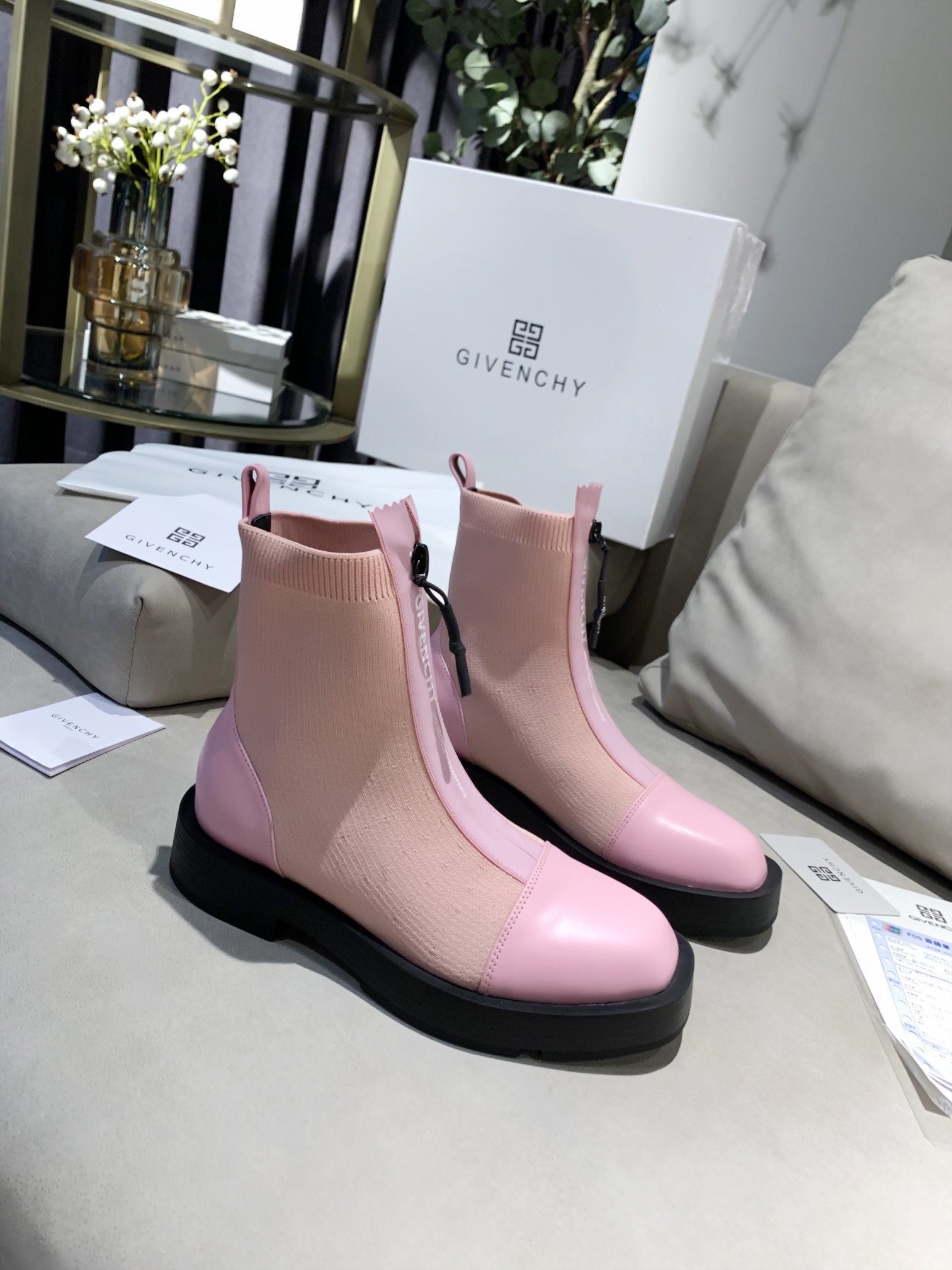 Givenchy Boots 17 - vstockx